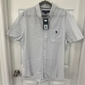 NWT U.S. Polo Association‎ White and Blue Anchor Button Up Size L